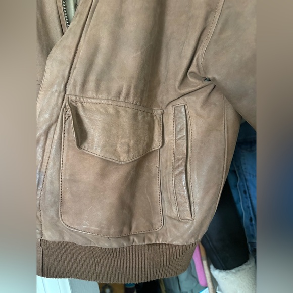 Vintage Brown Leather Jacket - Picture 6 of 11